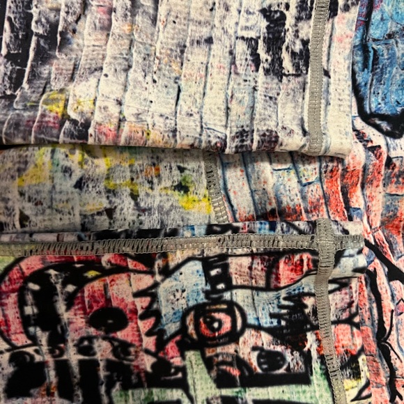 Niyama Sol Super Rare London Calling S
Leggings - Picture 6 of 7